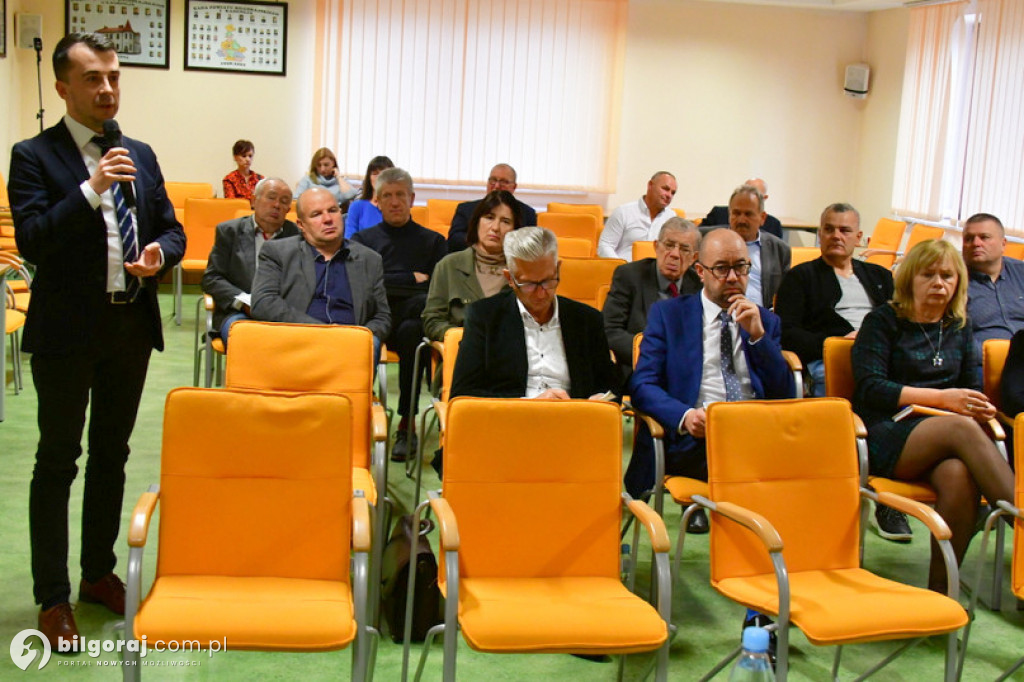 Połączone komisje Rady Powiatu spotkały się z władzami biłgorajskiego szpitala