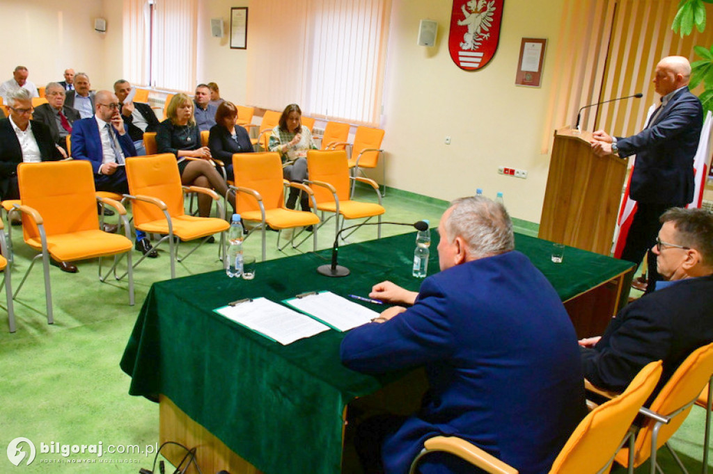Połączone komisje Rady Powiatu spotkały się z władzami biłgorajskiego szpitala
