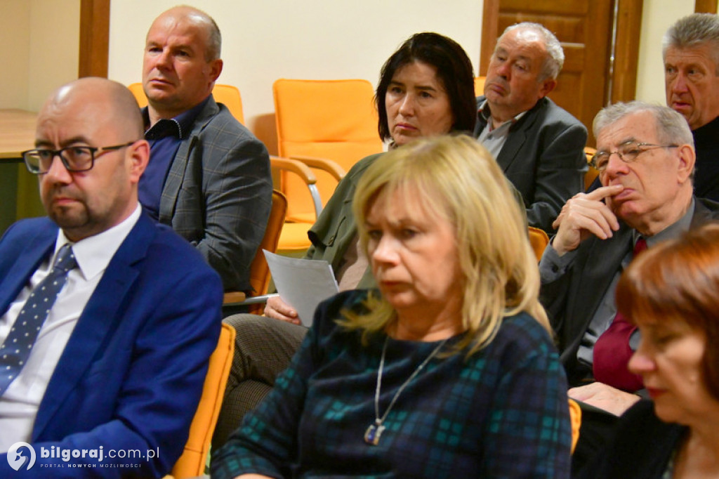 Połączone komisje Rady Powiatu spotkały się z władzami biłgorajskiego szpitala
