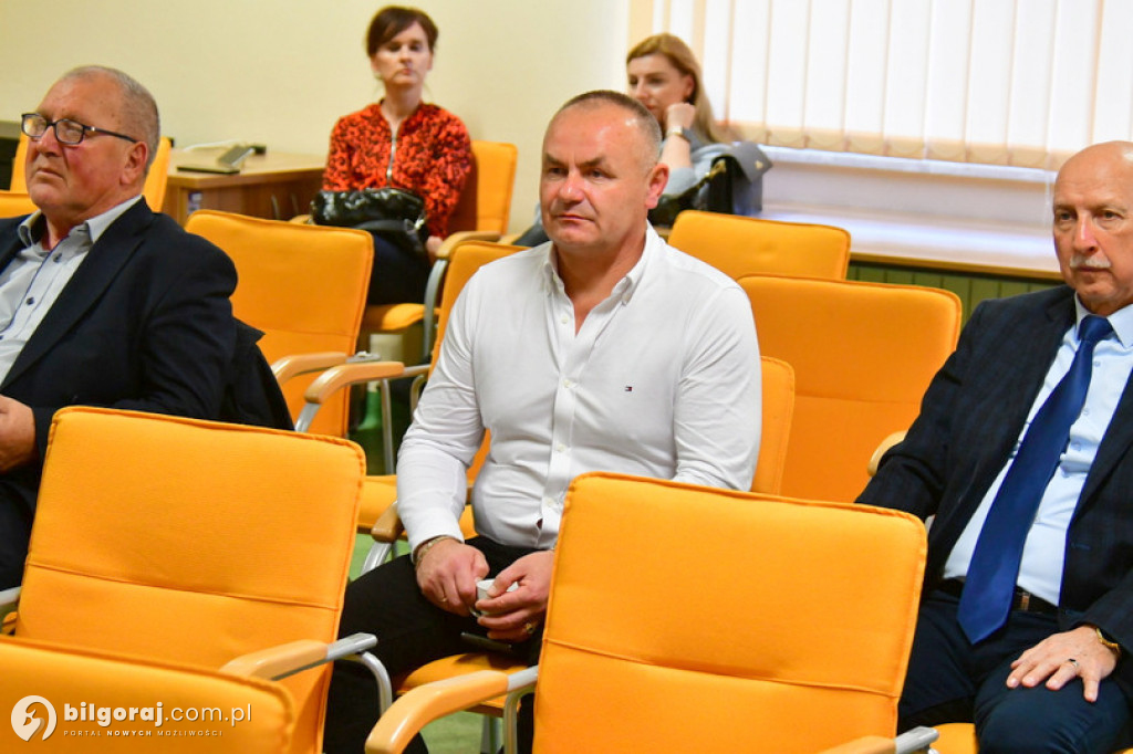 Połączone komisje Rady Powiatu spotkały się z władzami biłgorajskiego szpitala