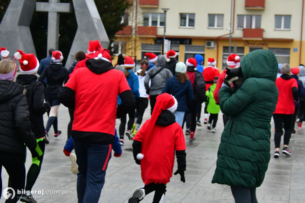 Rekreacyjny Bieg Mikołajkowy i VI Cross Bojarski