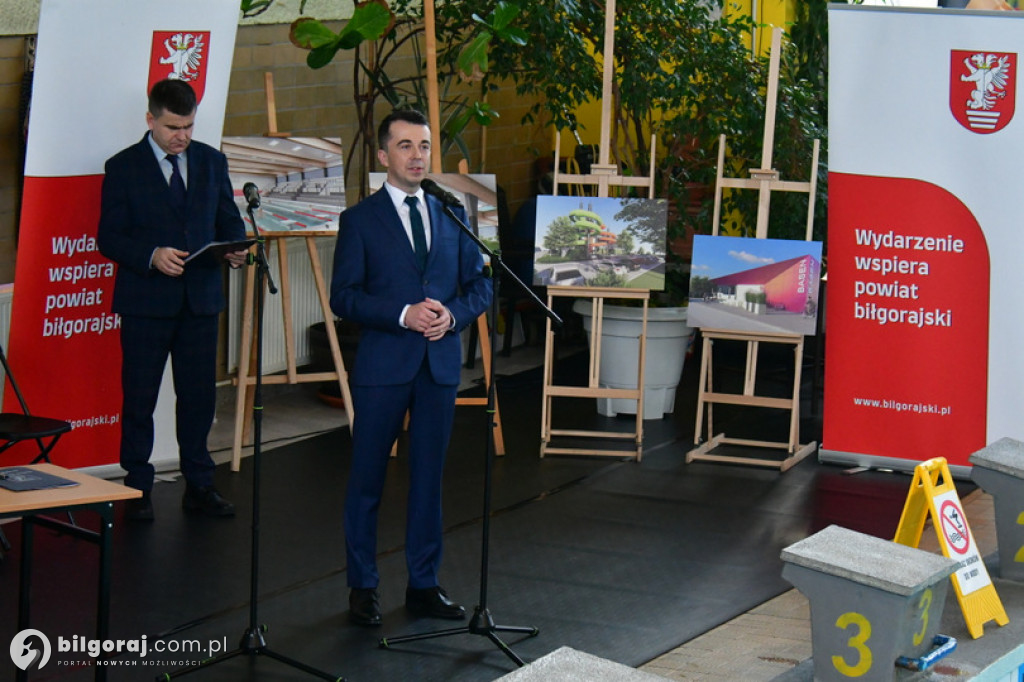 Podpisana został umowa na rozbudowę basenu w Biłgoraju