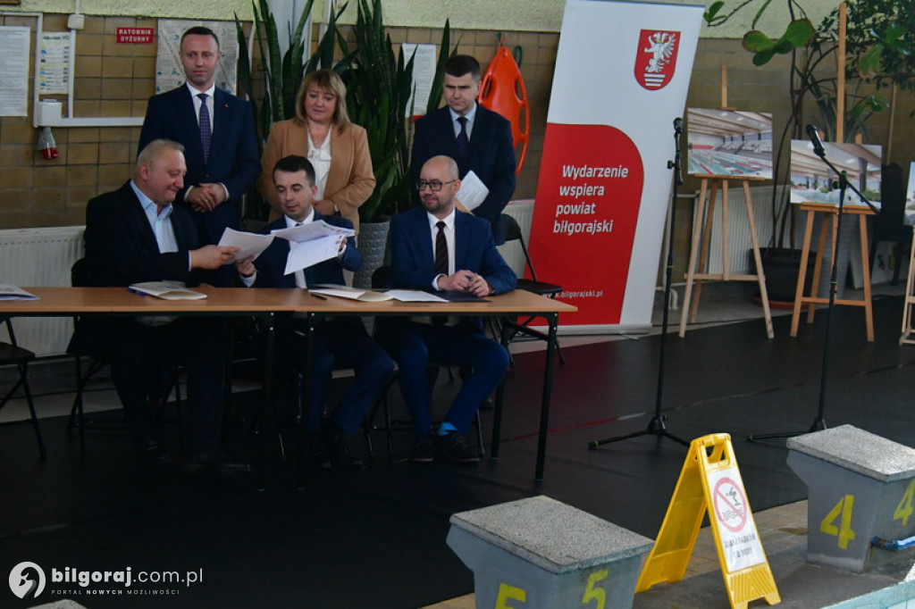 Podpisana został umowa na rozbudowę basenu w Biłgoraju