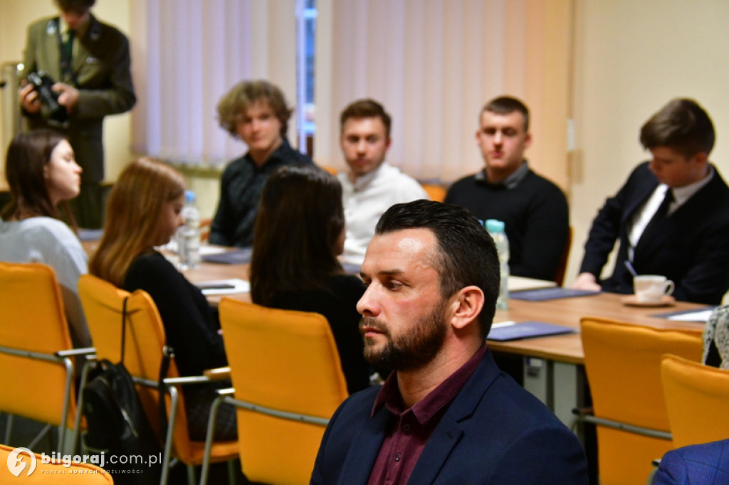 Zaprzysiężenie Młodzieżowej Rady Powiatu