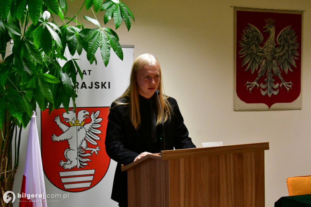 Zaprzysiężenie Młodzieżowej Rady Powiatu