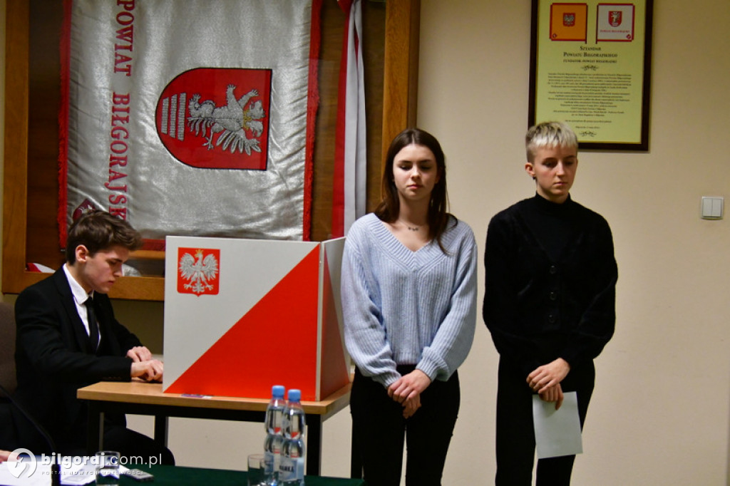 Zaprzysiężenie Młodzieżowej Rady Powiatu