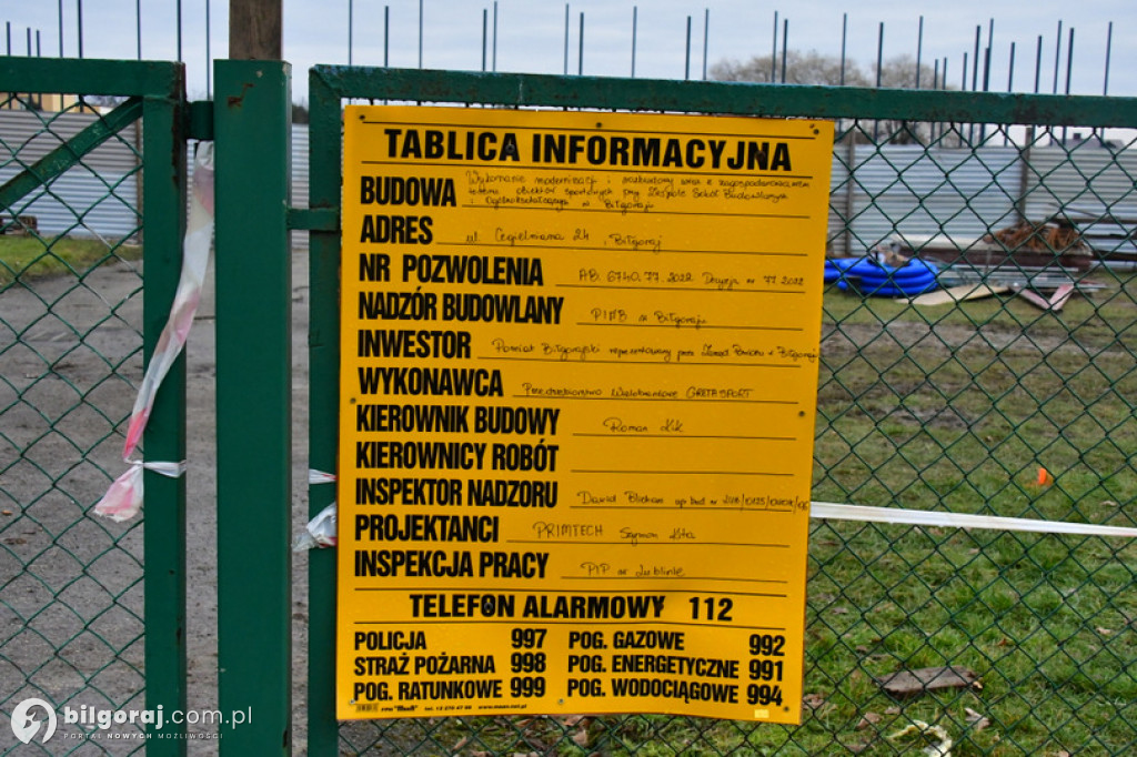 Trwa przebudowa kompleksu boisk przy ZSBiO - styczeń 2023