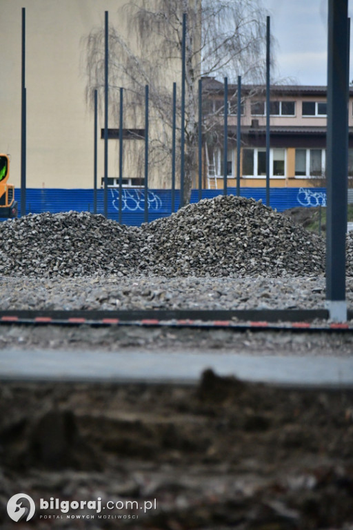 Trwa przebudowa kompleksu boisk przy ZSBiO - styczeń 2023