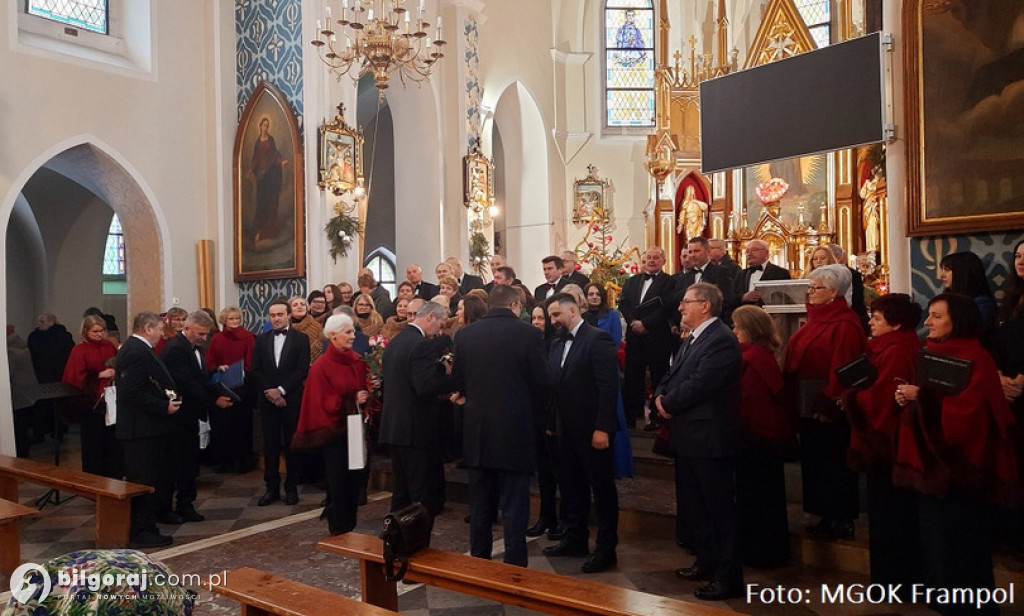 Koncert chórów we Frampolu