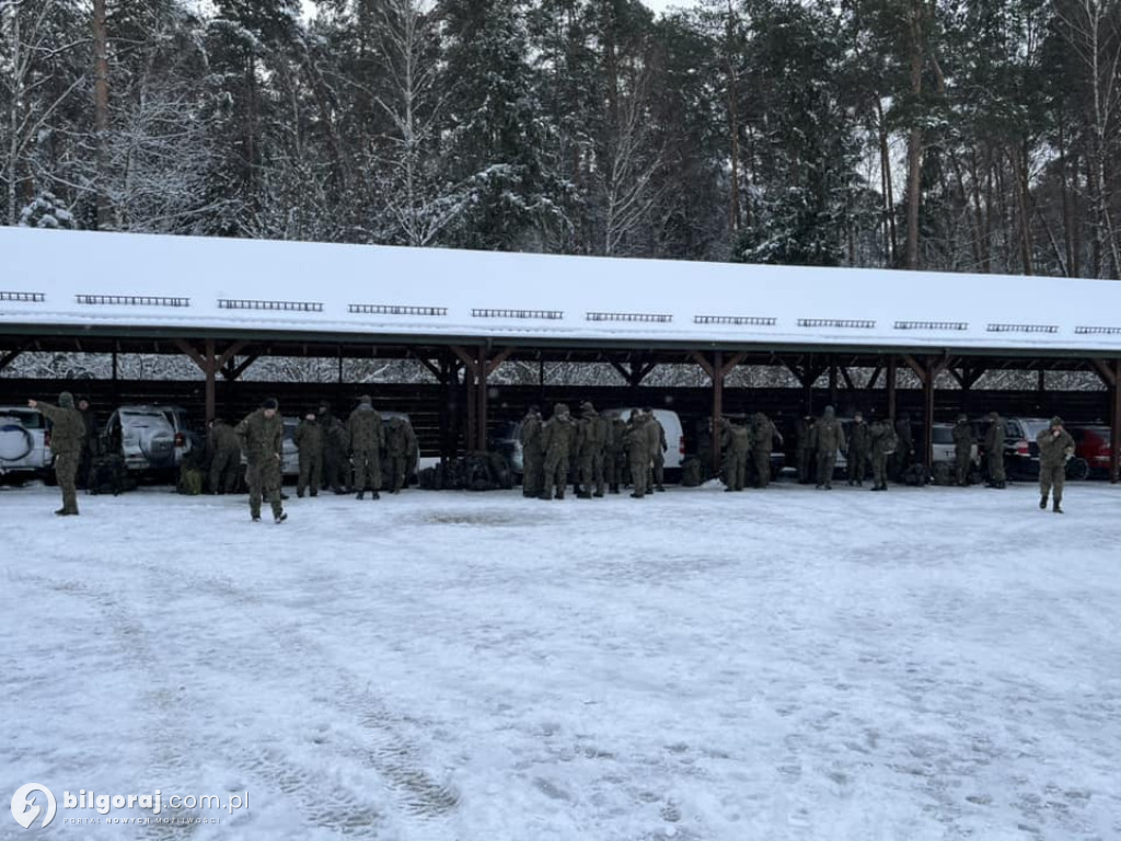 WOT ćwiczy w biłgorajskich lasach