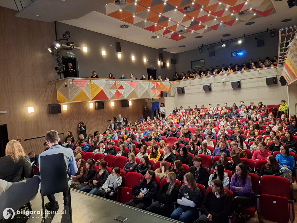 Twórcy filmu Dzień i noc dziękują widzom z Biłgoraja