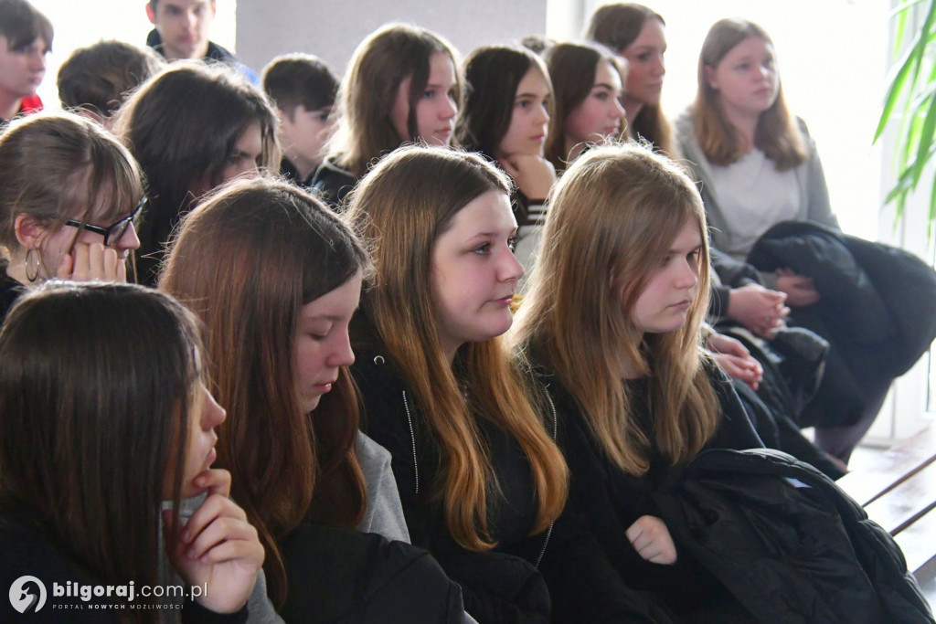 Ósmoklasiści odwiedzają ZSZiO w Biłgoraju
