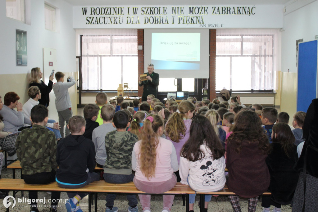 Pracownicy starostwa spotykali się z uczniami