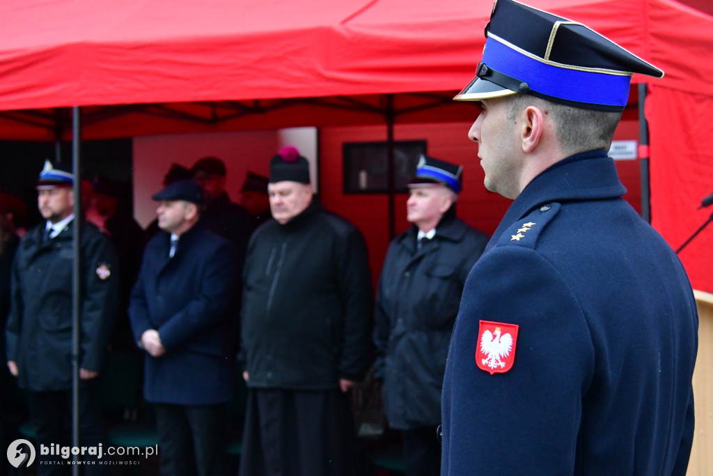 Biłgoraj przekazanie nowych wozów bojowych dla PSP i OSP Sól