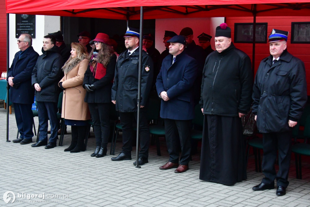 Biłgoraj przekazanie nowych wozów bojowych dla PSP i OSP Sól