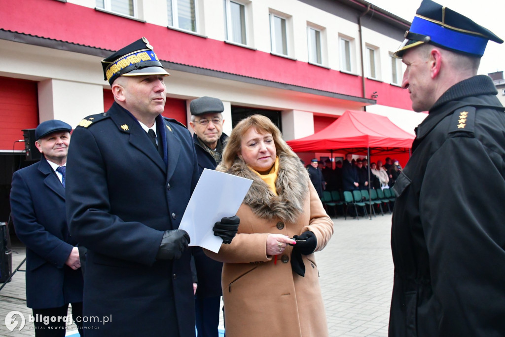 Biłgoraj przekazanie nowych wozów bojowych dla PSP i OSP Sól