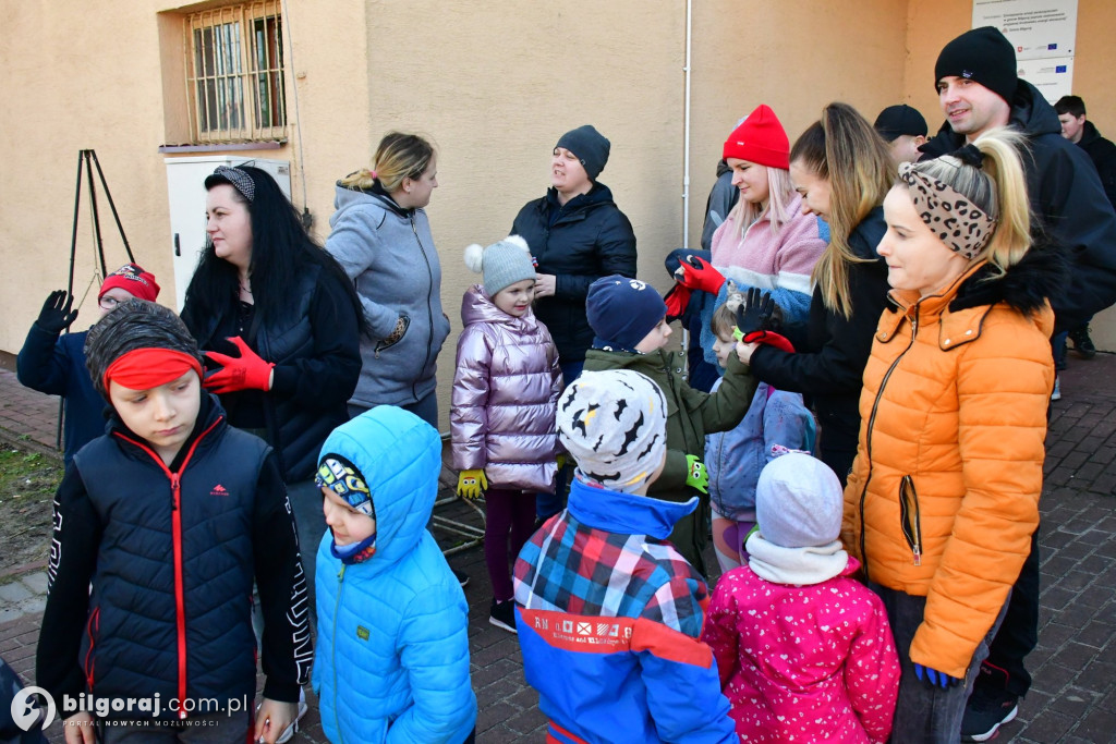 Mieszkańcy Woli Dereźniańskiej i Majdanu Starego posprzątali pas drogowy