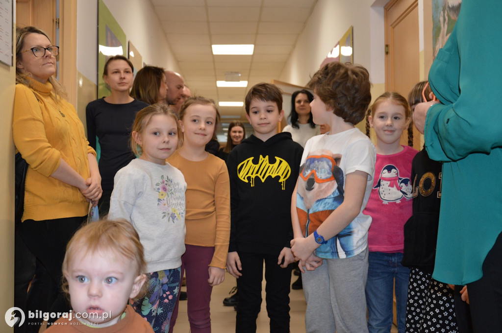 Wiosna widziana oczami wychowankówTęczowej Malarni MDK