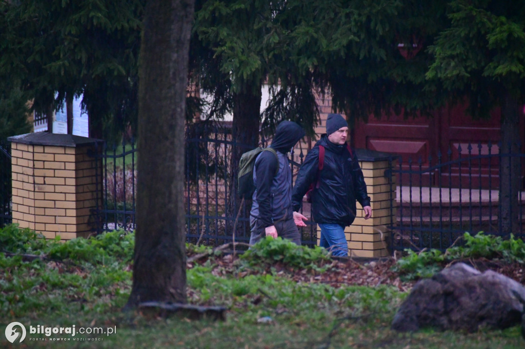 Szli w skupieniu i modlitwie całą noc. Uczestnicy EDK dotarli do Biłgoraja