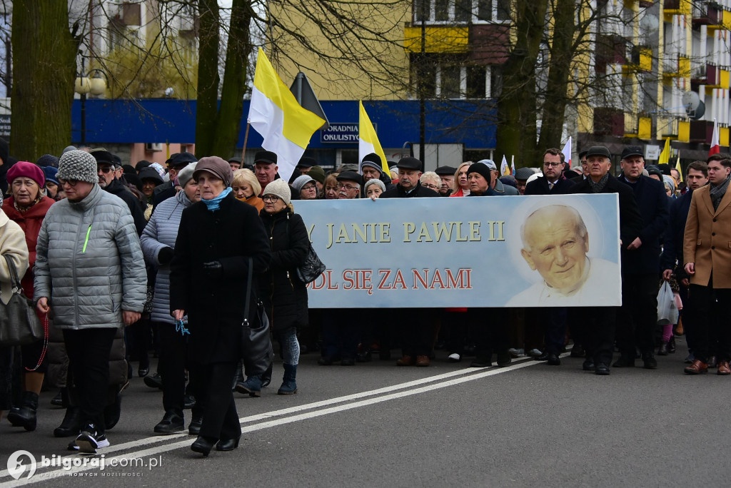 Biłgoraj. Marsz w obronie dobrego imienia Jana Pawła II