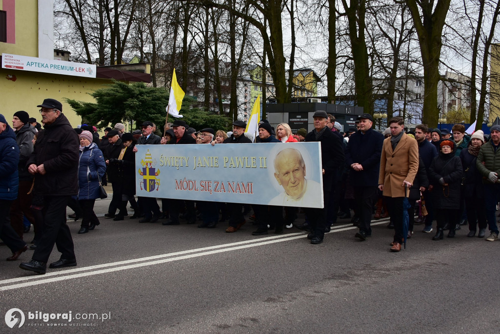 Biłgoraj. Marsz w obronie dobrego imienia Jana Pawła II