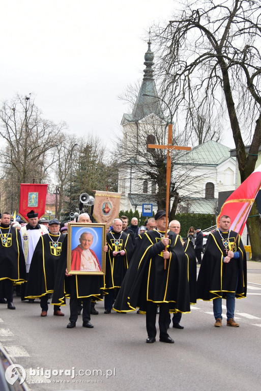 Biłgoraj. Marsz w obronie dobrego imienia Jana Pawła II