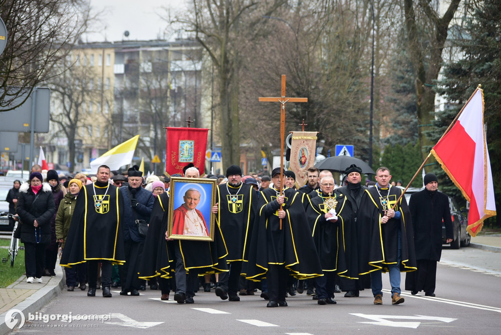 Biłgoraj. Marsz w obronie dobrego imienia Jana Pawła II