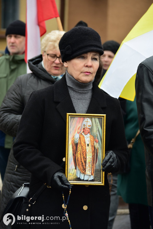 Biłgoraj. Marsz w obronie dobrego imienia Jana Pawła II