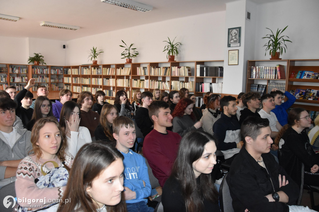 Z I LO im. ONZ w Biłgoraju do NASA
