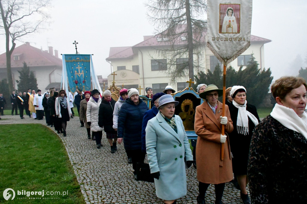 Procesja Rezurekcyjna w sanktuarium św. Marii Magdaleny w Biłgoraju