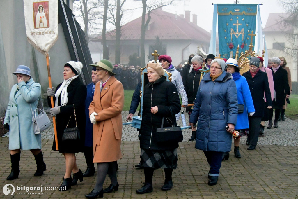 Procesja Rezurekcyjna w sanktuarium św. Marii Magdaleny w Biłgoraju