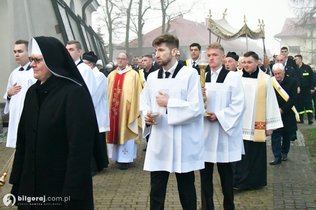 Procesja Rezurekcyjna w sanktuarium św. Marii Magdaleny w Biłgoraju