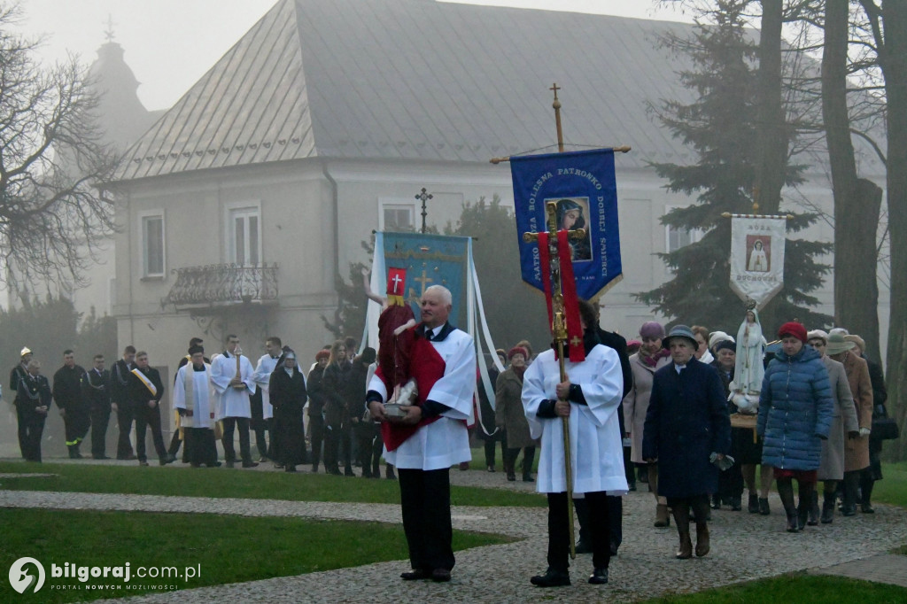 Procesja Rezurekcyjna w sanktuarium św. Marii Magdaleny w Biłgoraju