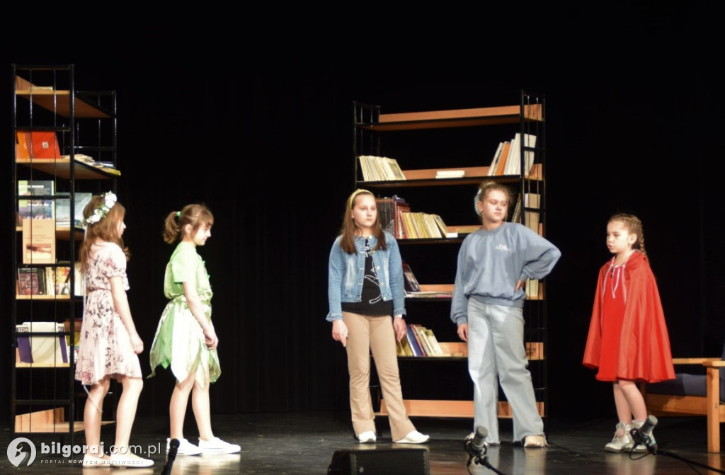 Powiatowe święto teatru dziecięcego i młodzieżowego w Tarnogrodzie (FOTO)