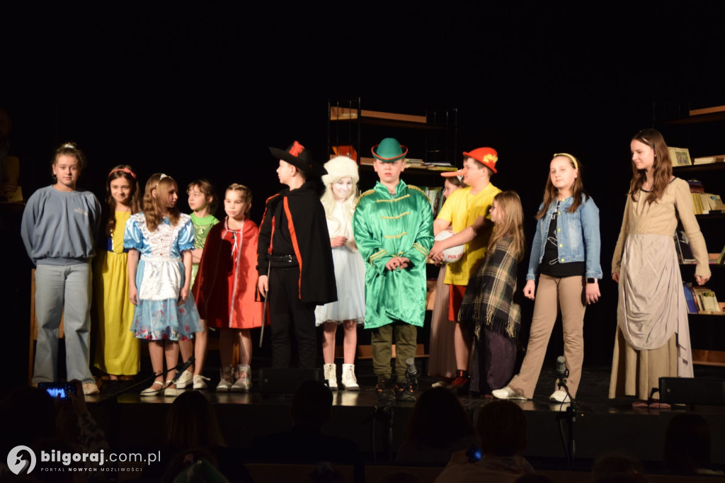 Powiatowe święto teatru dziecięcego i młodzieżowego w Tarnogrodzie (FOTO)