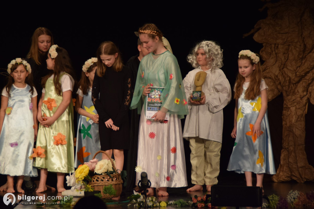 Powiatowe święto teatru dziecięcego i młodzieżowego w Tarnogrodzie (FOTO)
