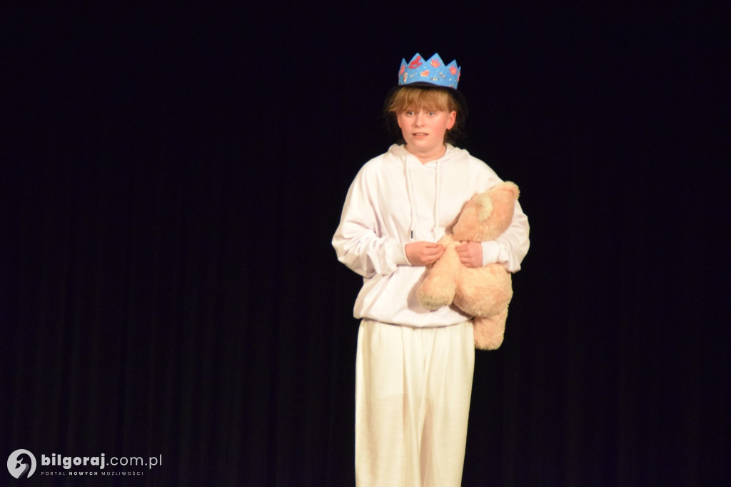 Powiatowe święto teatru dziecięcego i młodzieżowego w Tarnogrodzie (FOTO)