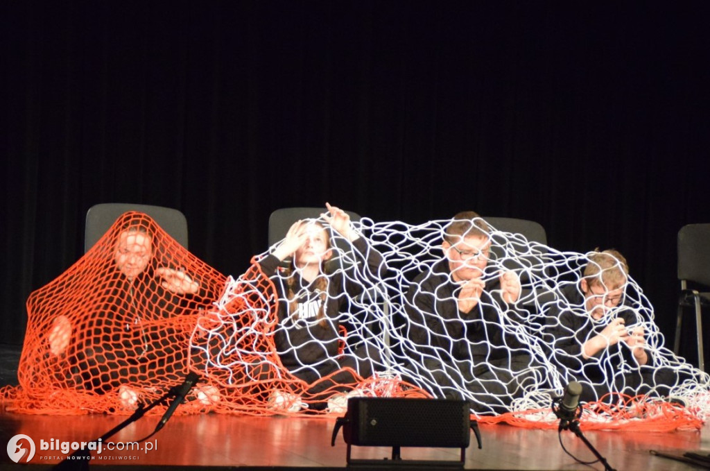 Powiatowe święto teatru dziecięcego i młodzieżowego w Tarnogrodzie (FOTO)