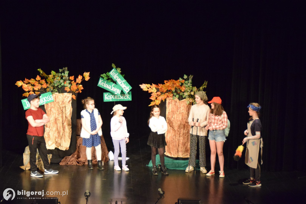 Powiatowe święto teatru dziecięcego i młodzieżowego w Tarnogrodzie (FOTO)
