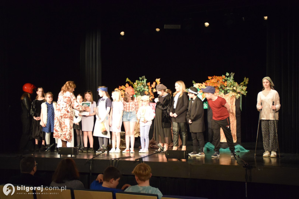 Powiatowe święto teatru dziecięcego i młodzieżowego w Tarnogrodzie (FOTO)