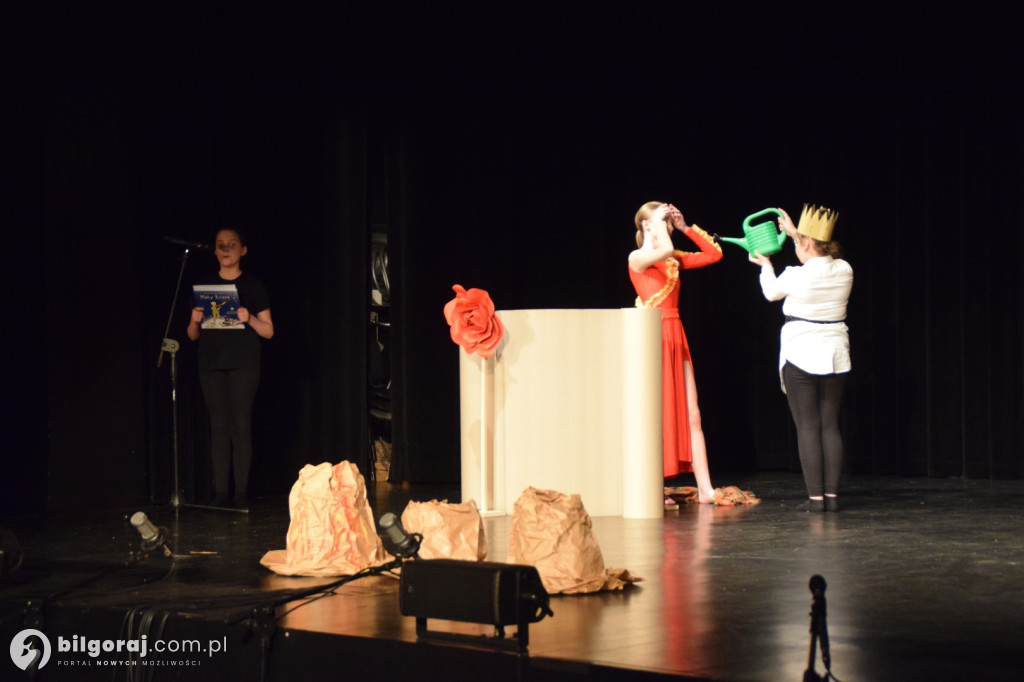 Powiatowe święto teatru dziecięcego i młodzieżowego w Tarnogrodzie (FOTO)