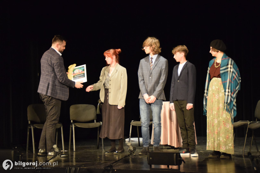 Powiatowe święto teatru dziecięcego i młodzieżowego w Tarnogrodzie (FOTO)