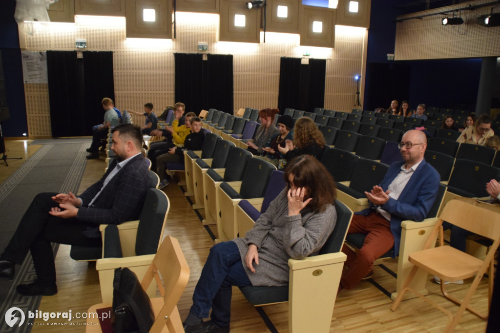 Powiatowe święto teatru dziecięcego i młodzieżowego w Tarnogrodzie (FOTO)