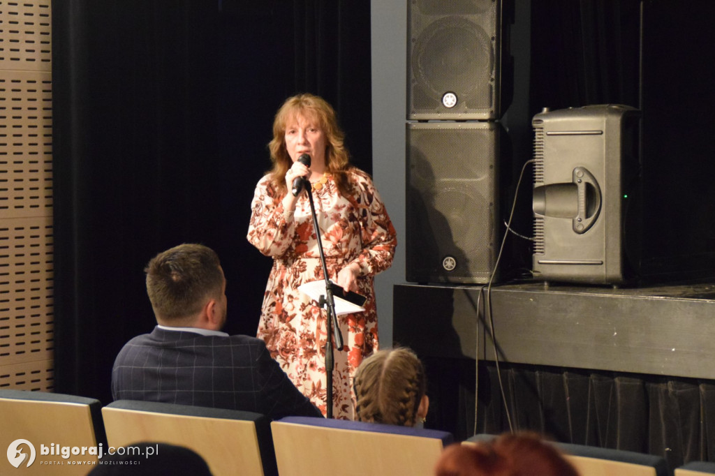 Powiatowe święto teatru dziecięcego i młodzieżowego w Tarnogrodzie (FOTO)