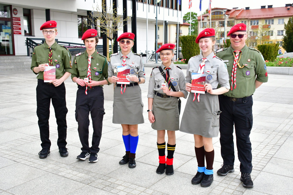 Biłgoraj. Flaga z flagą w akcji