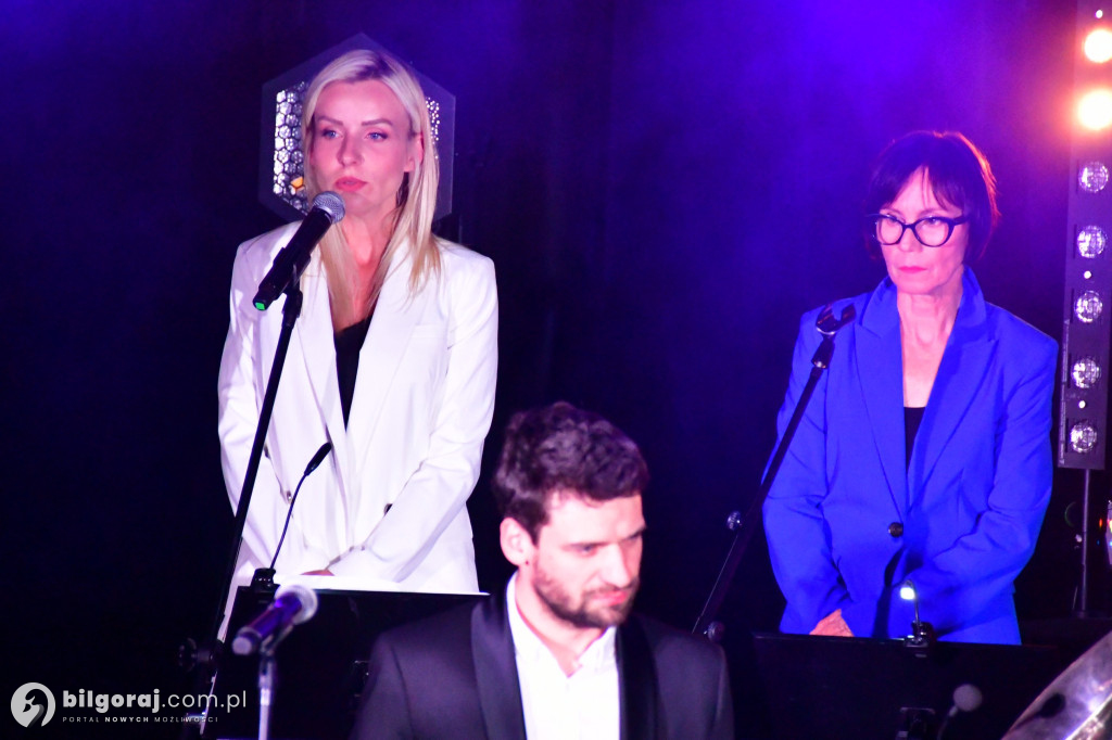 Rodzinna Orkiestra Pospieszalskich na scenie w BCK