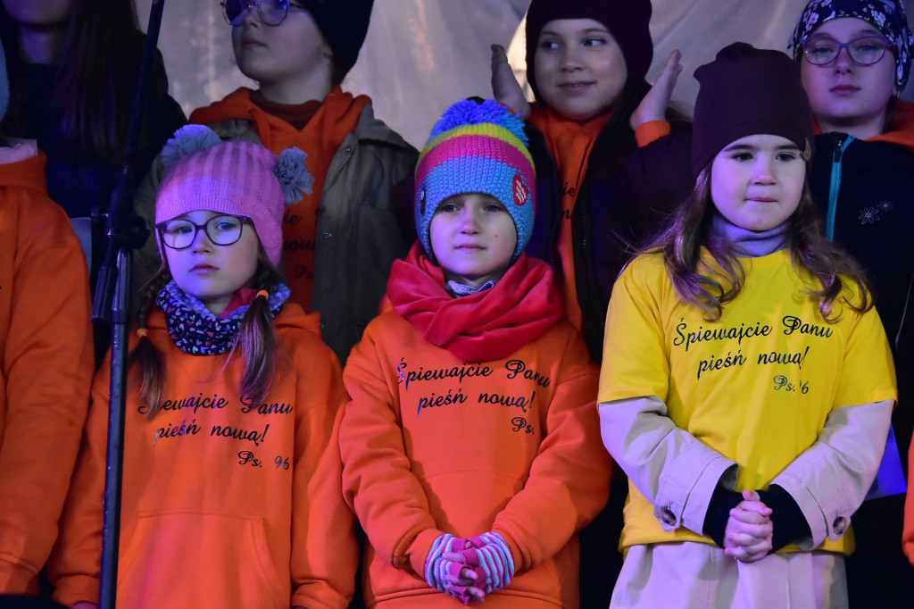 Goraj. Świętowano mimo niesprzyjającej pogody
