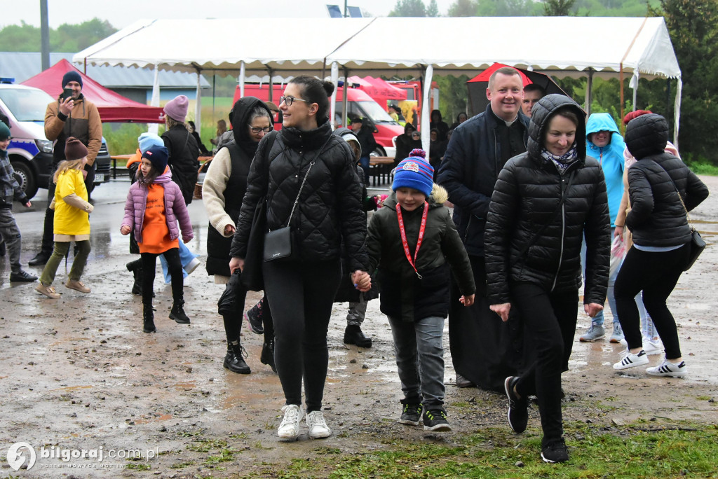 Goraj. Świętowano mimo niesprzyjającej pogody