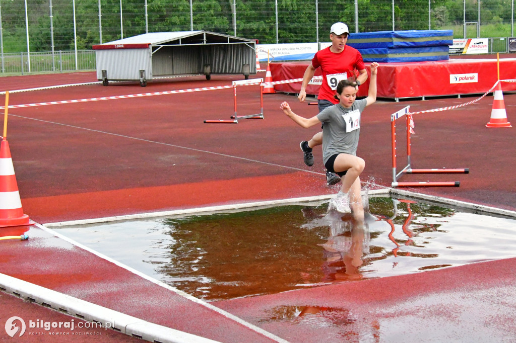 Biłgoraj Biega. Stadionowy Cross Przeszkodowy