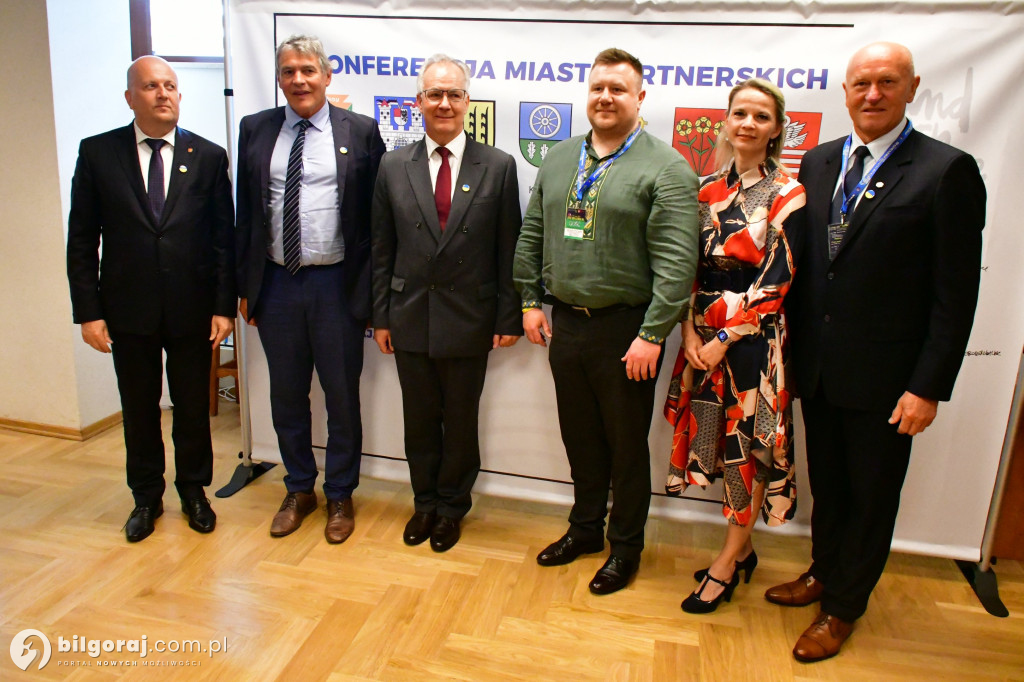 Niecodzienny prezent od ukraińskiej delegacji dla burmistrza Biłgoraja